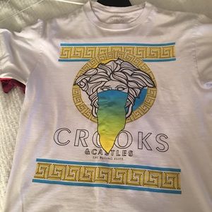 Crooks and castles tee